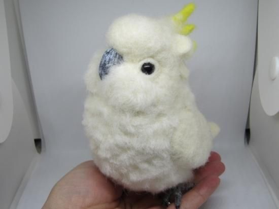 手のひらサイズのぽっちゃり可愛いコバタン 羊毛フェルト 鳥 オウム ゆこりん工房 ハンドメイド雑貨専門店 ゆこりん工房