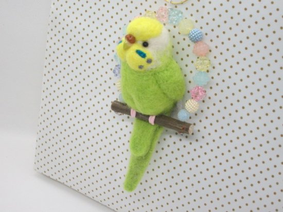 新作 大き目羊毛フェルトのセキセイインコバッグチャーム♪イエロー