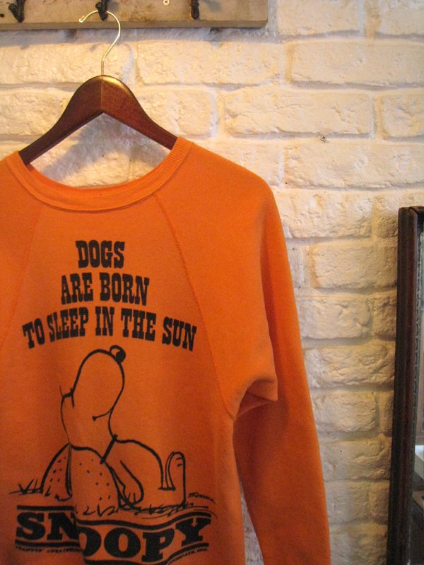 60's SNOOPY Sweatshirt - Spring Store by rightyright