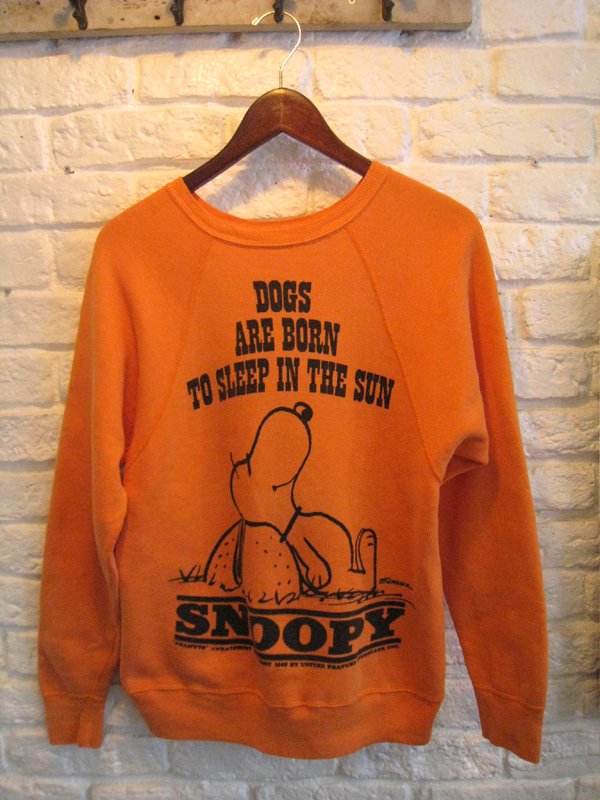 60's SNOOPY Sweatshirt - Spring Store by rightyright