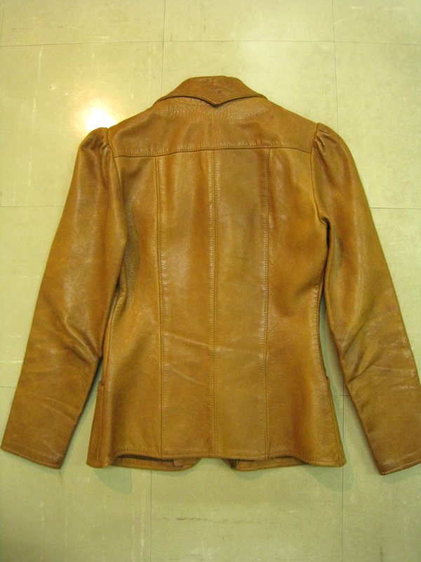 70s “Natural Comfort” Leather Jacket_076