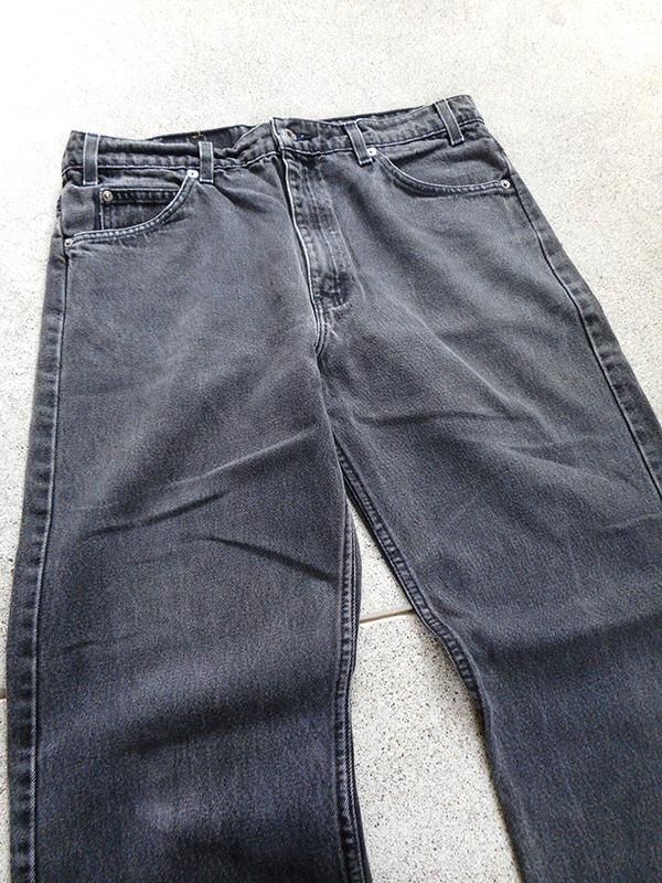 90's Levi's 505 Black Jeans - Spring Store by rightyright