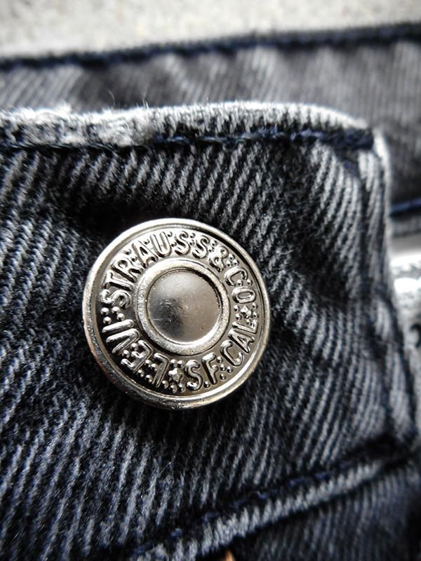 90's Levi's 505 Black Jeans - Spring Store by rightyright