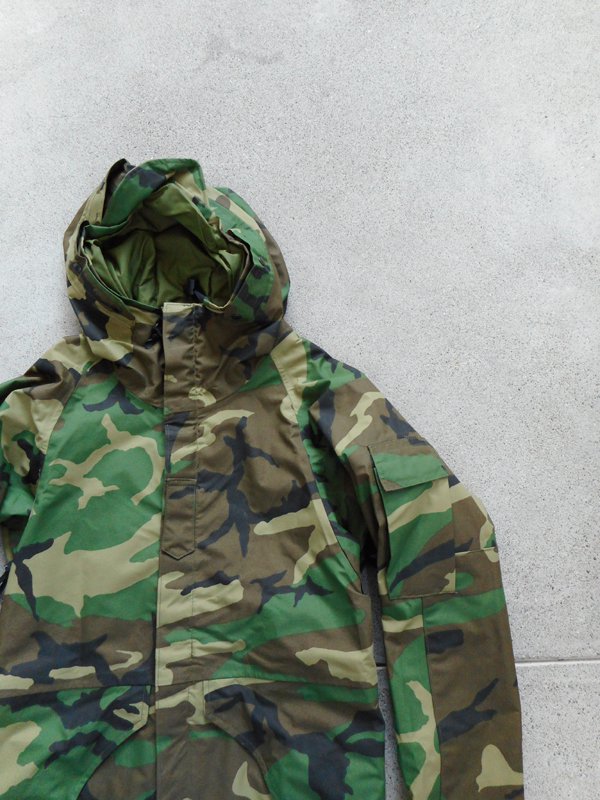 US ARMY ECWCS GORE-TEX Parka 1st Dead Stock - Spring Store by