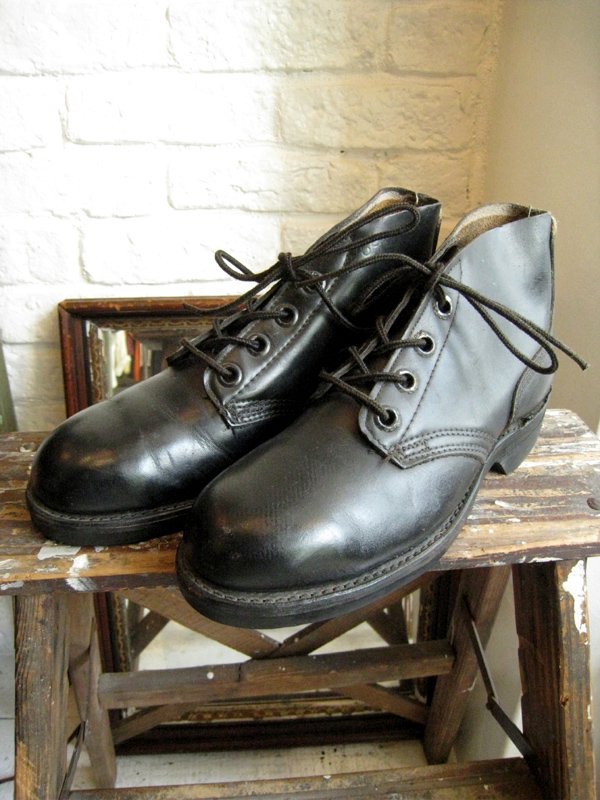 U.S NAVY 70s Leather Chukka Boots