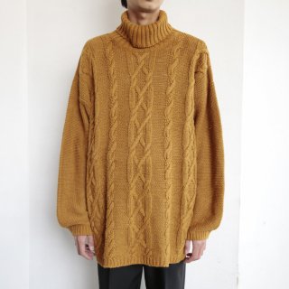 vintage cable turtle neck sweater