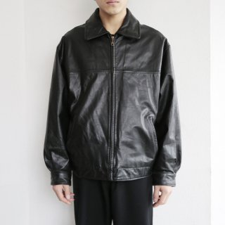 vintage zipped leather jacket