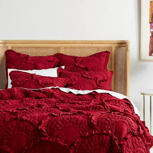 <img class='new_mark_img1' src='https://img.shop-pro.jp/img/new/icons43.gif' style='border:none;display:inline;margin:0px;padding:0px;width:auto;' />ANTHROPOLOGIE(󥽥ݥ)ȥСRivulets Quilt  / Berry