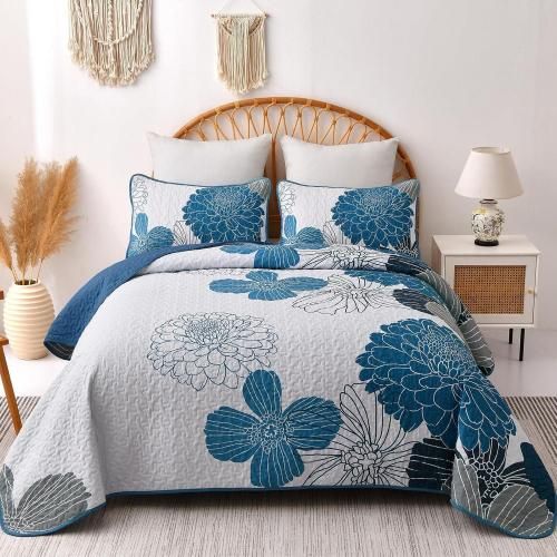 <img class='new_mark_img1' src='https://img.shop-pro.jp/img/new/icons14.gif' style='border:none;display:inline;margin:0px;padding:0px;width:auto;' />Anibeddingʥ˥٥ǥ󥰡˥ץߥޥեС ȥС3åȡLightweight Floral Quilt Set /Lake Blue