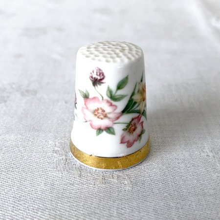 *֥ Royal Albert տβ<img class='new_mark_img2' src='https://img.shop-pro.jp/img/new/icons47.gif' style='border:none;display:inline;margin:0px;padding:0px;width:auto;' />