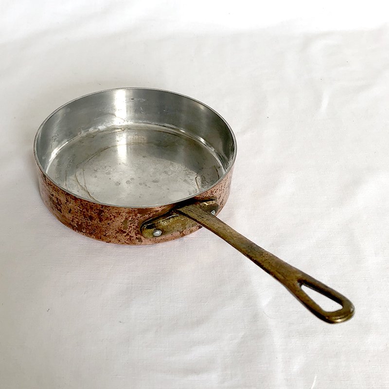 銅の片手鍋 浅型 フライパン型 未使用品 soracoya