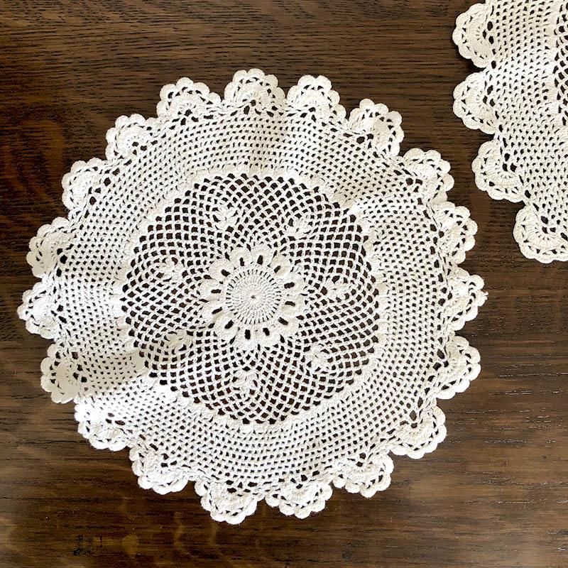 ドイリー1285❤️クラシックドイリー薔薇の花園✨大判42cm ドイリー1285❤️クラシックドイリー薔薇の花園✨大判42cm