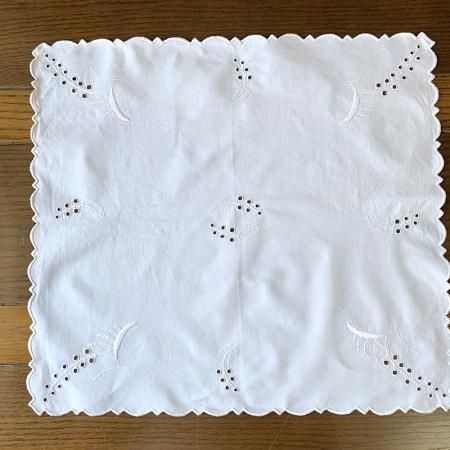 フランス　モノグラム　リボン　ドローンワーク刺繍　リネン　クロス　ナプキン フランス モノグラム リボン ドローンワーク刺繍 リネン クロス
