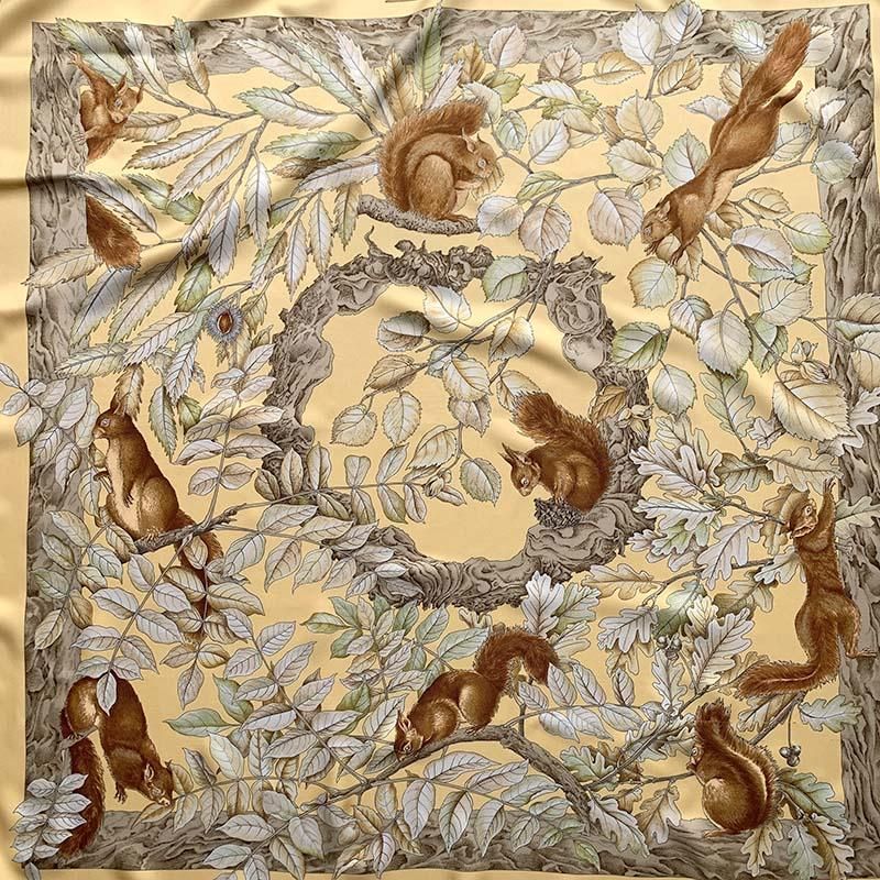 未使用　エルメス　スカーフ　 生命の木 エルメス カレ シルクスカーフ リスりす Hermès 木の実 -soracoya