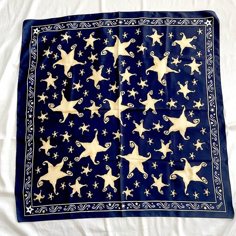 SORA ネイビー ロゴパターン スカーフ SORA ネイビー ロゴパターン スカーフ スカーフ(5831332