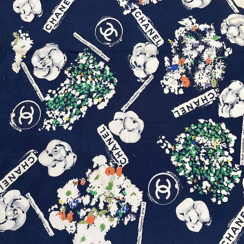 CHANEL シャネル レディース シルクスカーフ ホワイトxレッド