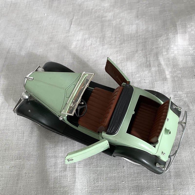 フォードV8 FordV8 ロードスター ソリド製ミニカー solido