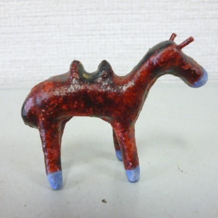 赤い陶器の馬の香合 No. 935完売御礼！ 吉良の赤馬 - おもちゃばこ 日本土鈴館
