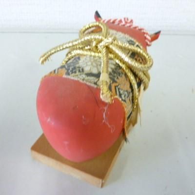 No. 0832 完売御礼！ 願掛け牛（赤） - おもちゃばこ 日本土鈴館