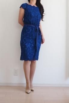 【美品・タダシショージ】青色 花柄刺繍 ノースリーブドレス サイズ6(Mサイズ) デイリードレス｜TADASHI SHOJI（タダシ ショージ）公式