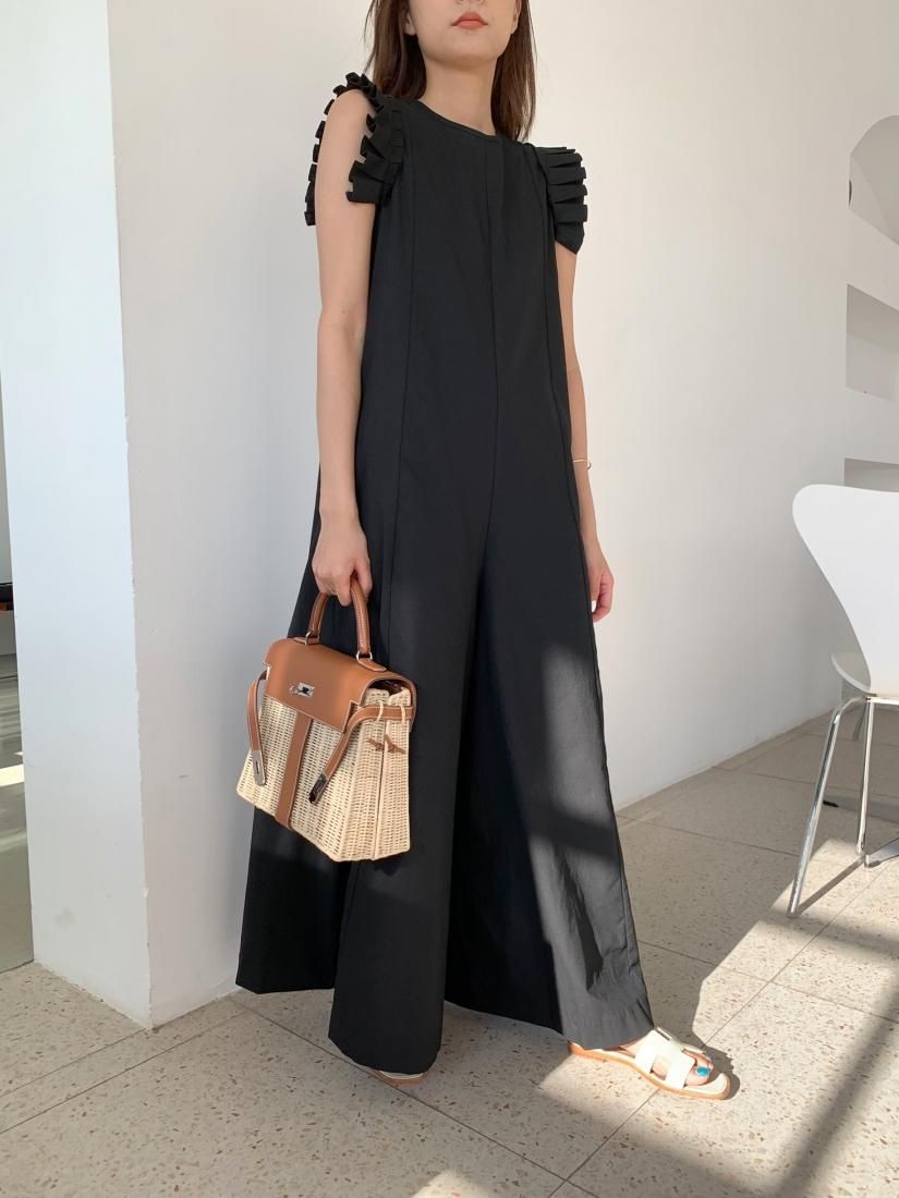 LINEN SHOULDER FRILL ROMPERS - BIRTHDAY BASH