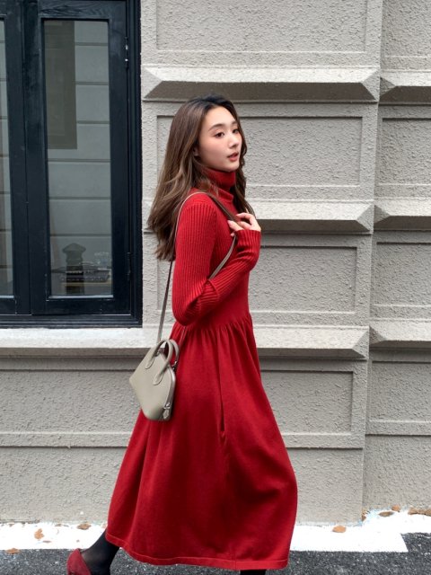 HIGH NECK BALLOON KNIT DRESS