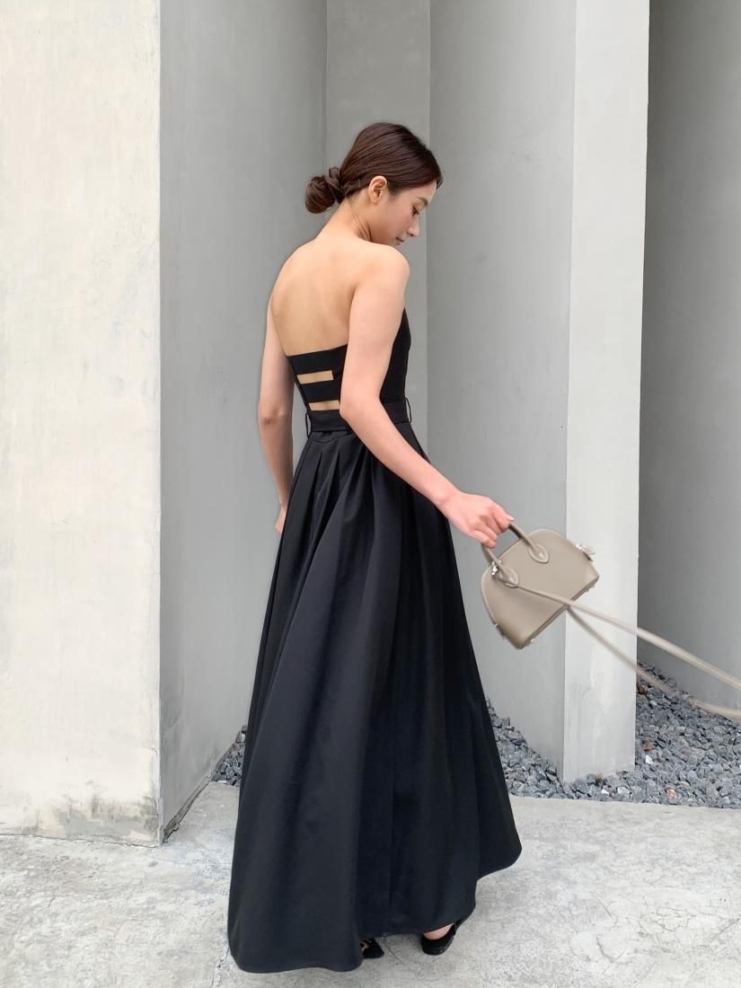 ドレス 黒 ブラック ラウンド バックレス 半袖 レディース LORA BARE TOP DRESS - BIRTHDAY BASH