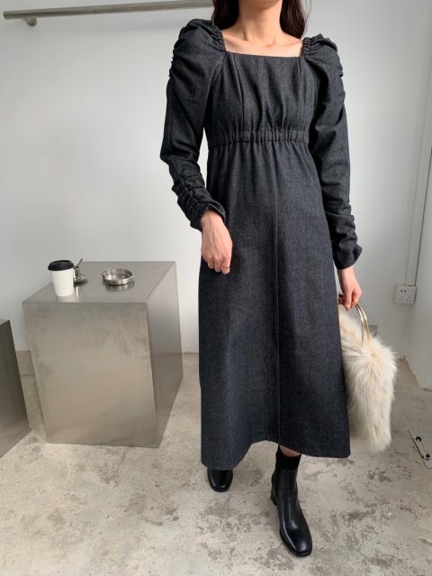 PUFF SHOULDER DENIM DRESS