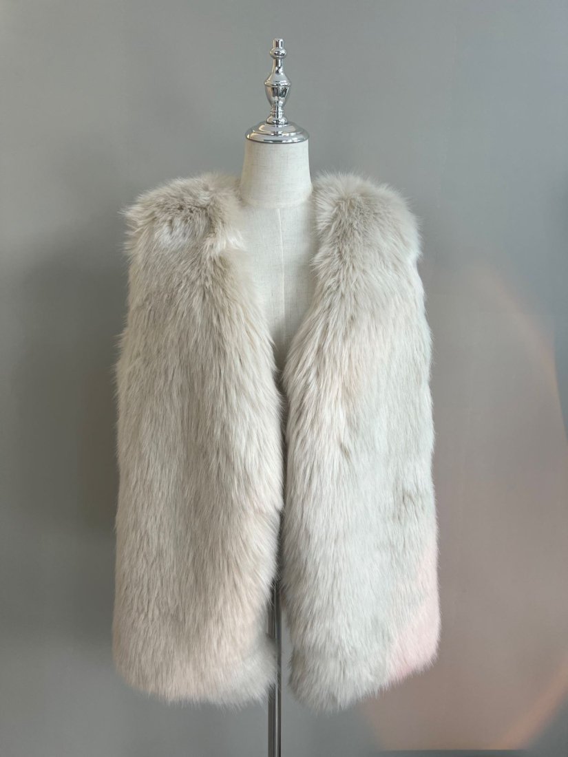 【受注生産】VEGAN FUR GILET IVORY - BIRTHDAY BASH