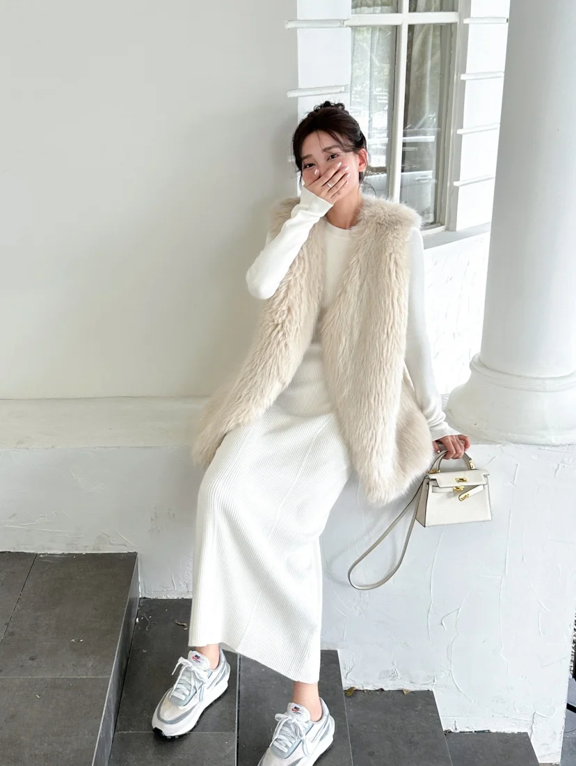 MOLLY SLIM KNIT DRESS - BIRTHDAY BASH