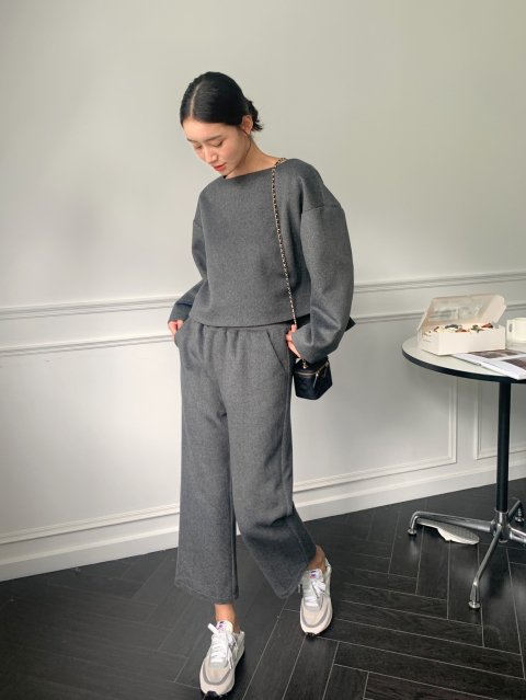 ROUND NECK PANTS SETUP