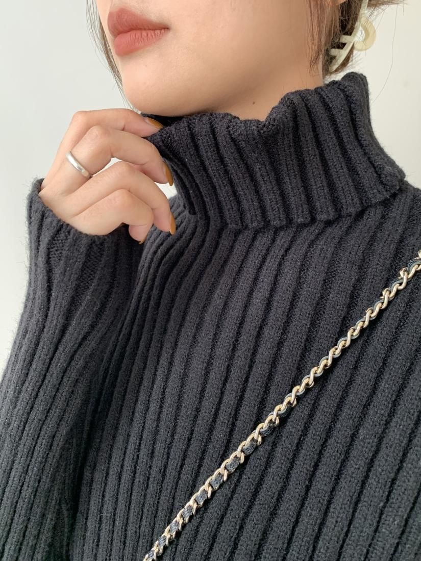 HIGH NECK SHORT KNIT - BIRTHDAY BASH