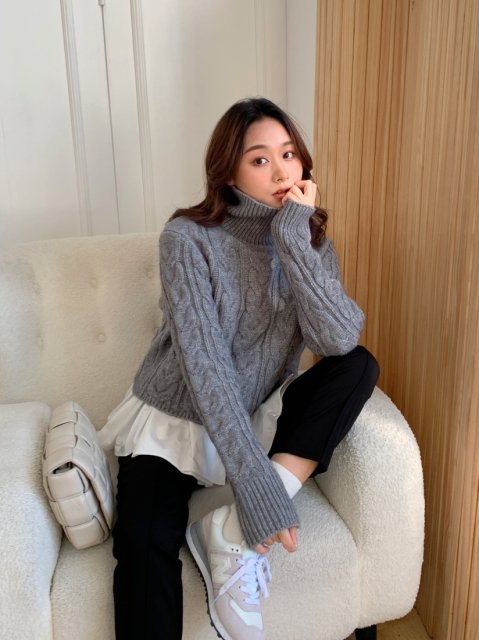 lowgage gray knit tops