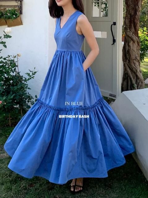V NECK FLARE TIERED DRESS