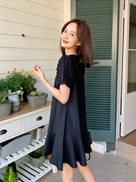 WAFFLE SLEEVE MINI DRESS