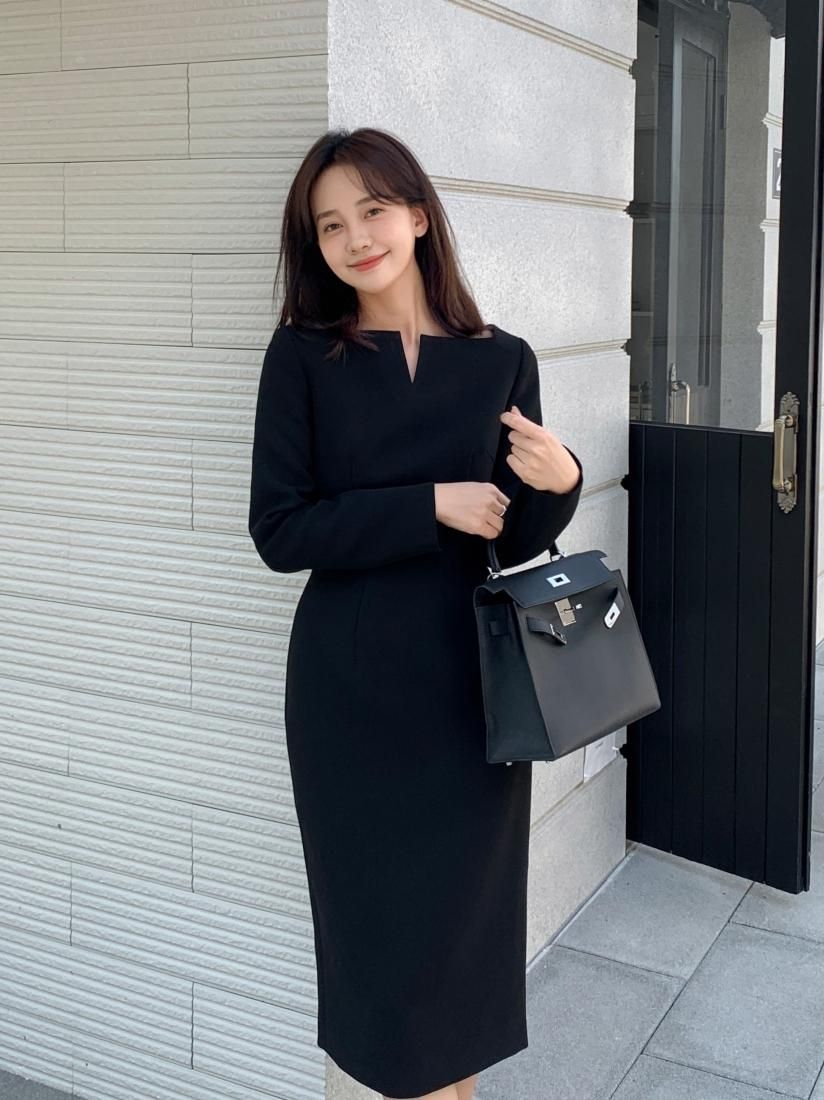 KEY NECK MIDI DRESS - BIRTHDAY BASH