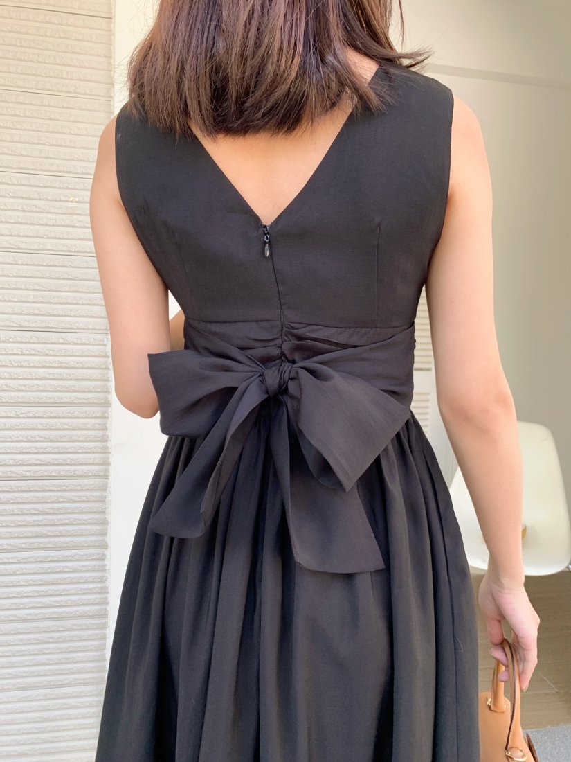 V NECK RIBBON TIERED DRESS - BIRTHDAY BASH