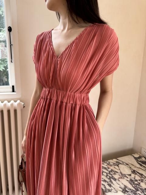 MARILYN PLEATS DRESS