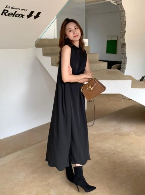 FRILL NECK SCALLOPED DRESS