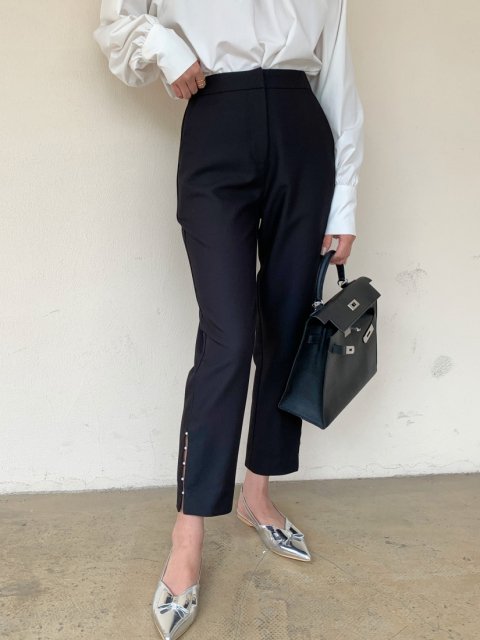 PEARL SLIT TAPERED PANTS