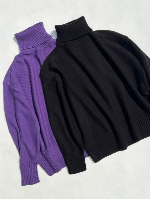 LILIKA HIGH NECK KNIT