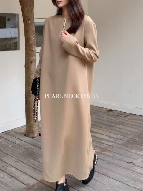 【50% OFF】PEARL NECK DRESS<img class='new_mark_img2' src='https://img.shop-pro.jp/img/new/icons41.gif' style='border:none;display:inline;margin:0px;padding:0px;width:auto;' />