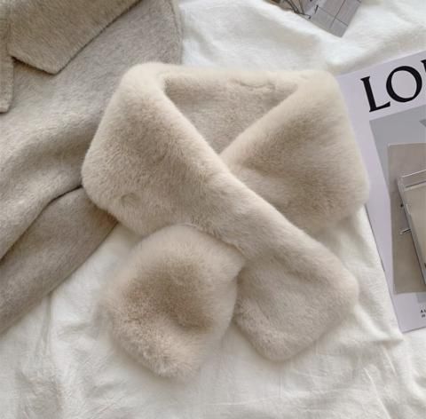 FUR TIPPET