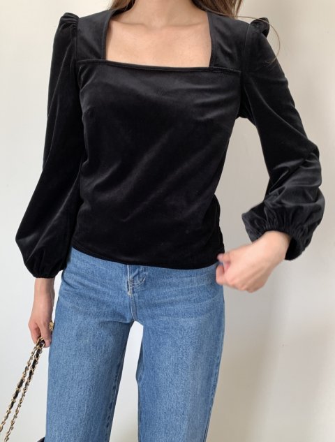 SQUARE NECK VELOUR TOPS