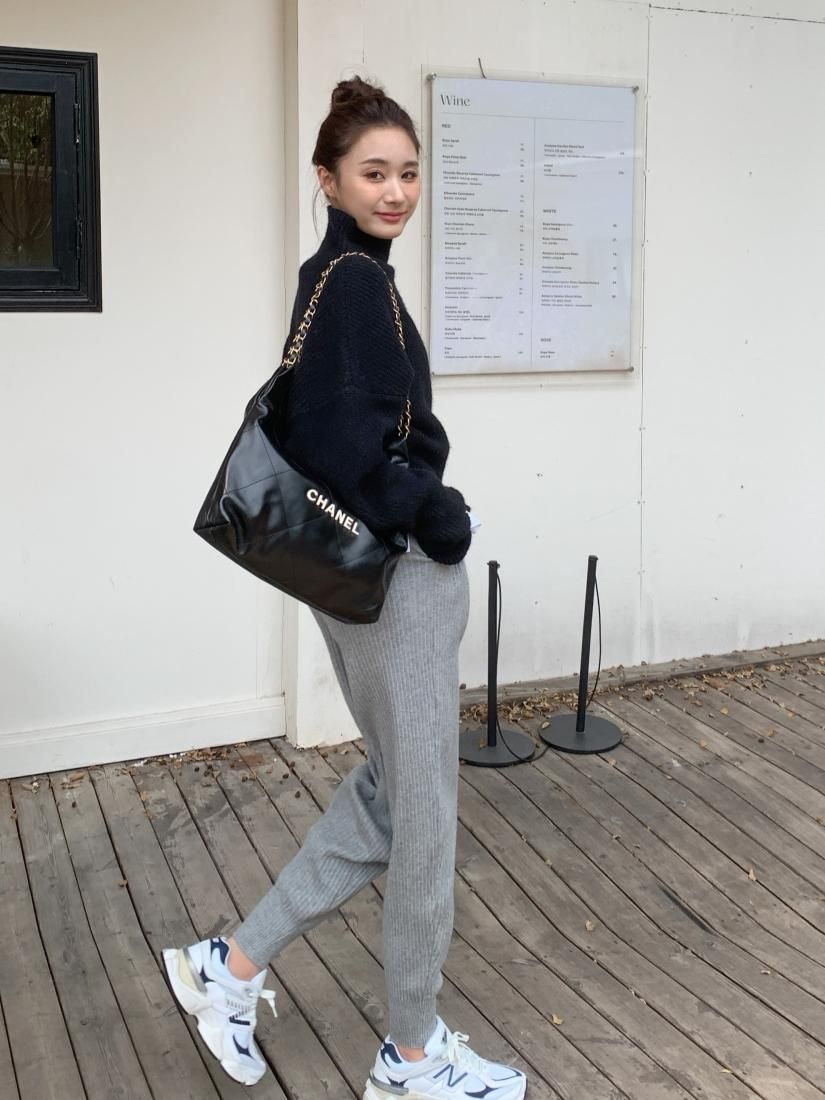 LEILA LIB JOGGER PANTS - BIRTHDAY BASH