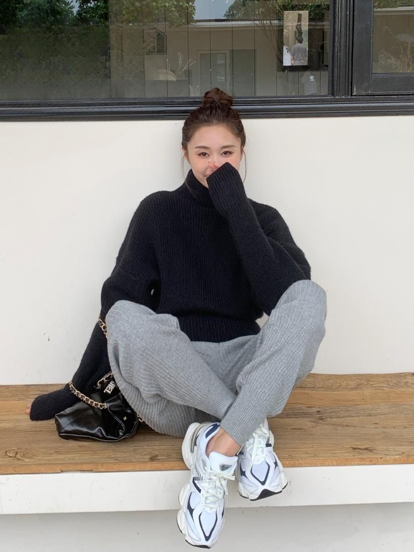 LEILA LIB JOGGER PANTS - BIRTHDAY BASH