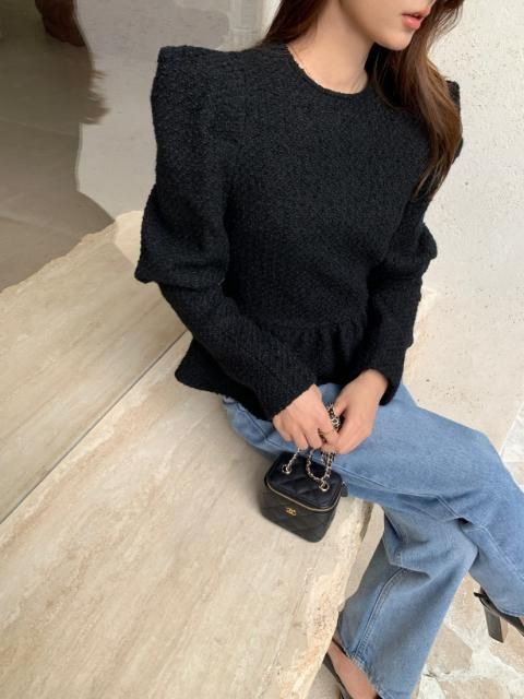 PUFFSHOULDER FRILL TOPS