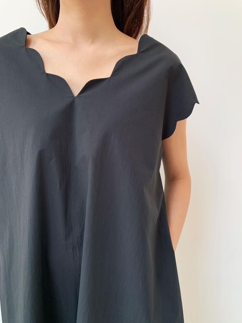 バースデーバッシュ　SCALLOPED A LINE DRESS ワンピース SCALLOPED A LINE DRESS - BIRTHDAY BASH