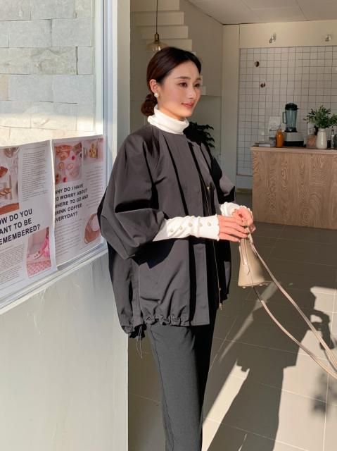 ùVOLUME SLEEVE BLOUSON