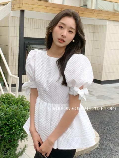 RIBBON VOLUME PUFF TOPS